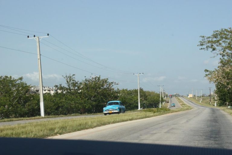 Kubanische Autobahn